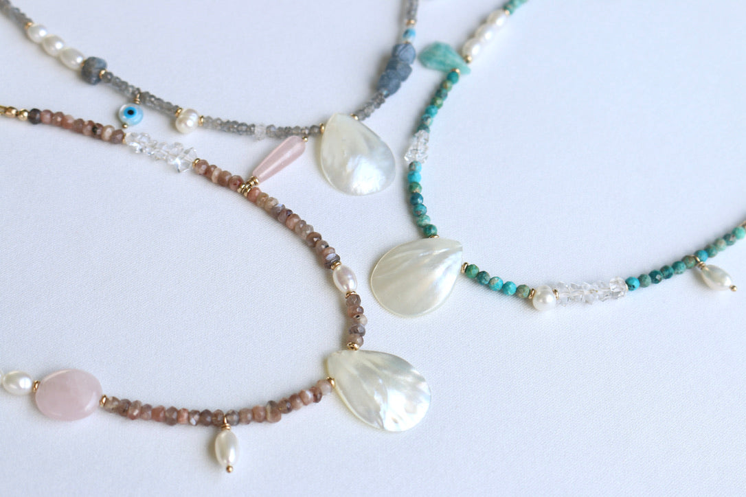 Beachy Necklace Labradorite