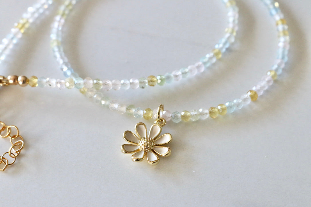 Daisy Necklace