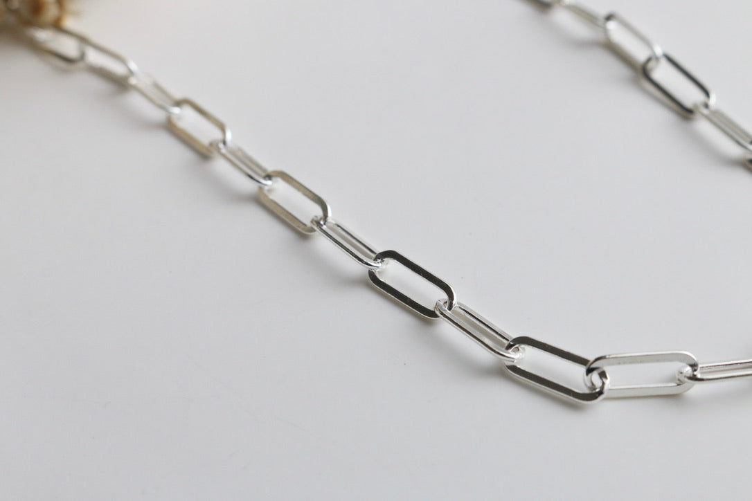 Thick Paperclip Chain