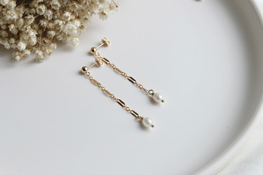 Lace Pearl Earrings