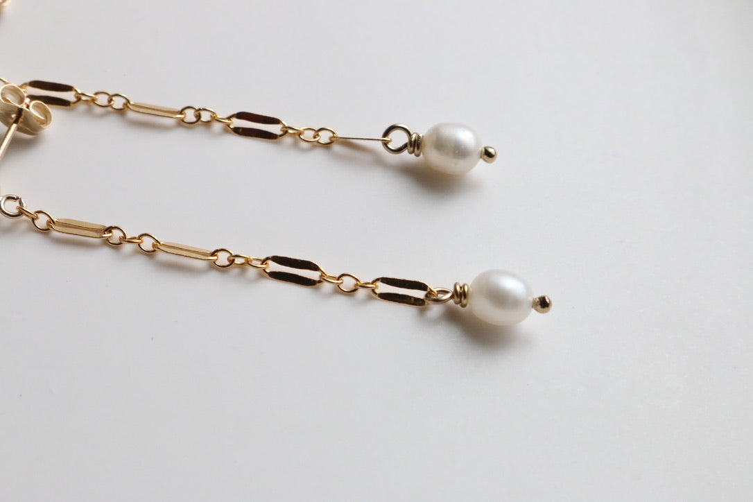 Lace Pearl Earrings